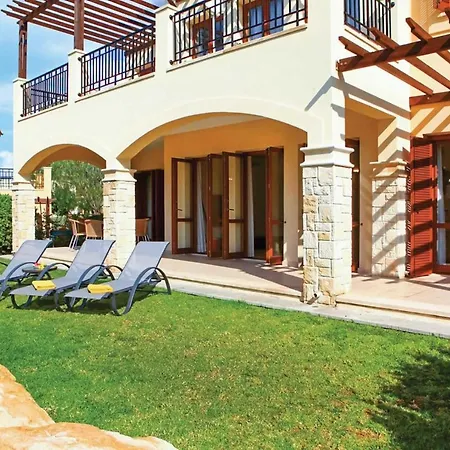 Theseus Village Bb02 *