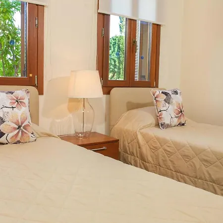 Theseus Village Bb02 * Kouklia