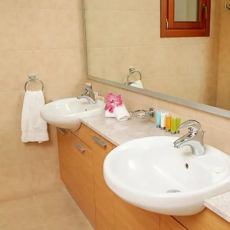 Theseus Village Bb02 Apartment Kouklia